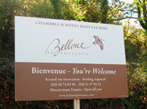 Panneau de bienvenue à Bellone